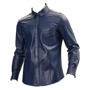 เสื้อเชิ้ตหนังสไตล์สตรีทสำหรับผู้ชายเสื้อเชิ้ตแขนสั้นทรงหลวมสีดำมีปกทรงหลวมโลโก้ตามสั่ง - Product Image 6