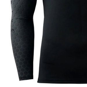 Camiseta de compresión Rash Guard de nuevo diseño, tela duradera, perfecta para MMA, BJJ, grappling y entrenamiento físico. - Product Image 4