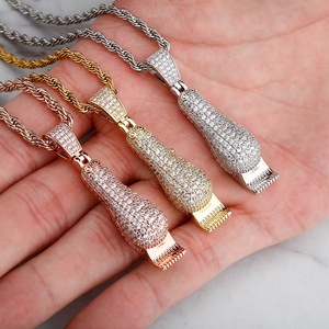 Collares de Alta Calidad de Moda Hip Hop Chapados en Oro con Colgante de Maquinilla de Afeitar y Diamantes de Laboratorio, Venta al por Mayor, Regalo de Joyería - Product Image 1