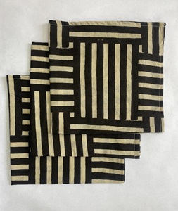 Juego de Mantel y Servilletas de Algodón 100% con Estampado de Rayas Hecho a Mano - Estilo Americano Ecológico y Duradero para Eventos de Boda - Product Image 2