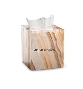 Boîte à mouchoirs en marbre naturel de luxe, décoration de table la plus vendue, forme et design personnalisés pour les espaces modernes et élégants - Product Image 1