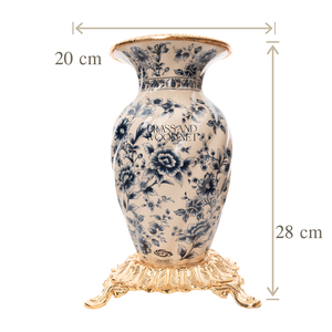 Jarrón de latón dorado de lujo con cuerpo de porcelana Floral, diseño clásico europeo y base dorada decorativa adornada - Product Image 3