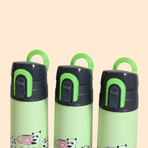 Linda Botella de Agua de Acero Inoxidable de 500 ml con Diseño de Panda, Termo de Vacío de Goma con Estilo Divertido para Viajes - Product Image 5