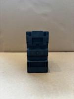 Disjoncteur de moteur magnétique thermique Schneider TeSys GV2ME32 24-32A bornes à vis et commande à bouton-poussoir