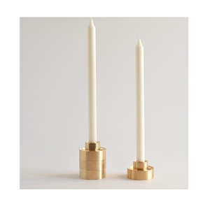 Bougeoir en métal doré pour décoration de salon et de table fait à la main, nouveauté - Product Image 3