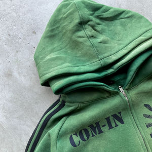 Ensemble survêtement vintage en coton délavé avec capuche double à fermeture éclair, imprimé personnalisé et rayures brodées, pantalon de survêtement ample à ourlet brut - Product Image 4