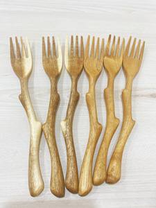 ช้อนไม้ธรรมชาติทำด้วยมือสำหรับห้องครัวสไตล์ชนบท - Product Image 4