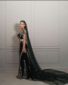 Robe Caftan de Mariée Traditionnelle Algérienne Coupe Sirène Élégante 2025 avec Perles de Verre en Cristal, Pierres et Travail Dabka - Product Image 3