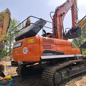 รถขุดล้อยาง Doosan DX225LC-9C นำเข้า มือสอง ราคาถูก ชั่วโมงการทำงานต่ำ น้ำหนักใช้งาน 25 ตัน มอเตอร์ ปั๊ม คอร์ - Product Image 4