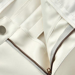 Vêtements de rue de qualité supérieure pour hommes Shorts en cuir pour hommes Shorts en cuir respirants et imperméables pour hommes - Product Image 3