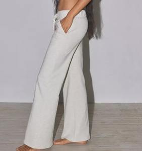 Pantalones de mujer de alta calidad, pantalones de chándal acampanados con estampado de logotipo personalizado de Color sólido de alta calidad, algodón de rizo polar - Product Image 3