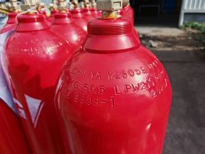 Cilindro de Gas Hidrógeno H2 de Acero sin Costuras de Alta Presión ISO9809 de 47L 150 bar 5.4 mm con Válvula y Tapa - Product Image 4