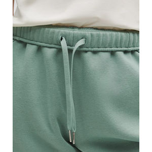 Short 100% coton personnalisé pour femmes, logo imprimé avec poches latérales, couleur unie, streetwear - Product Image 2