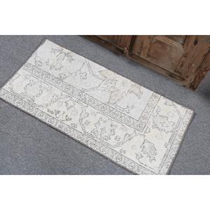 Tapis turc 1,5x3 pieds, petit tapis vintage, tapis persan gris et blanc - Product Image 4