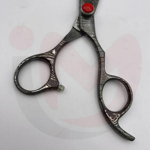 Tijeras de peluquero Premium Damasco con hoja de acero inoxidable Mango afilado para cortar el cabello POR IMANS - Product Image 2