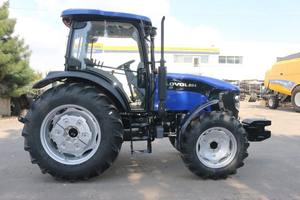 LOVOL M704 70HP Tractor DE RUEDAS 4x4 Implementos agrícolas personalizados para agricultura con engranaje de bomba fuerte y motor - Product Image 2