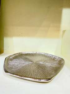 Juego de 2 platos para servir de aluminio de calidad superior con revestimiento de plata para catering y uso doméstico disponible para venta a granel - Product Image 2