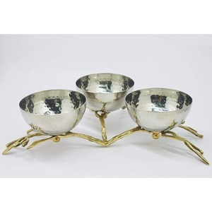 Dernier bol de service Golden Leaf Design pour noix et collations pour hôtel, restaurant et décoration d'événements Bol décoratif de table - Product Image 2