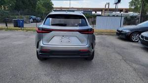 Lexus NX 350 Premium AWD Premium 4 portes Crossover 2020 à 2024, voitures d'occasion élégantes à vendre - Product Image 3