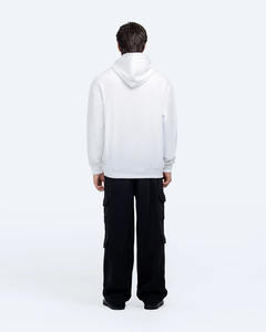 Sudaderas Clásicas Blancas Frescas y Limpias, Elegancia sin Esfuerzo, Ilumina tu Guardarropa, Perfectas para Cualquier Ocasión por Ako - Product Image 3