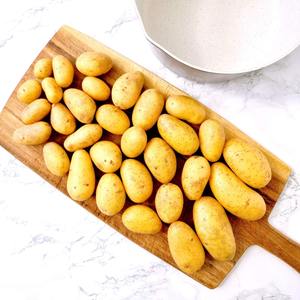 Patata fresca Suministro a granel de patata fresca envasada con aroma natural y rico sabor que ofrece una excelente textura en todo el mundo - Product Image 5