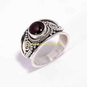 Anillo de banda hecho a mano de plata de ley 925 con granate natural tribal vintage, regalo para mujer, novia, unisex, regalo de Navidad - Product Image 5