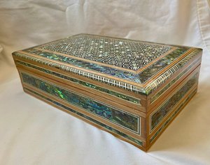 Elegante joyero de madera con incrustaciones de madreperla, caja de regalo distintiva para oportunidades al por mayor - Product Image 4