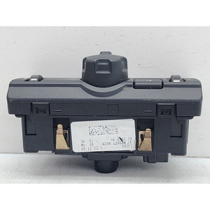สวิตช์ไฟภายนอกแลนด์โรเวอร์ ฟรีแลนเดอร์ 3rd ซีรีส์ 6G9N-13A024-JE 224DT ดีเซล 2179 (06>11) - Product Image 6