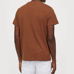 Conjuntos de camisetas de hombre de calidad superior del proveedor OEM, diseño transpirable personalizable para todas las edades, servicio al por mayor hecho en Pakistán - Product Image 2