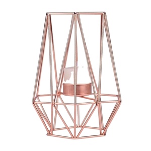 โคมไฟเหล็กเคลือบด้วยผงสีดำสำหรับใช้ในบ้านสไตล์คริสมาสต์กรอบไขว้แก้ว - Product Image 3