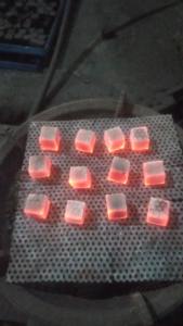 Cuando se disfruta de una larga sesión de fumar, elija el excelente shisha indonesio, carbón de hookah con carbón activado. - Product Image 4