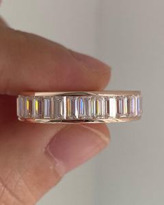 Bague de fiançailles éternelle en diamant de laboratoire taille baguette 10,50 mm blanc/E fantaisie, certifiée IGI VS1, plaquée or rose 14K pour femme - Product Image 3
