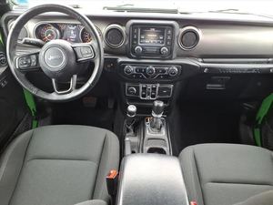 Jeep Wrangler Unlimited Sport S 2018, 4WD, Volante a la Izquierda, Emisión Euro IV, 50001-75000 Millas, 150-200 CV - Product Image 2