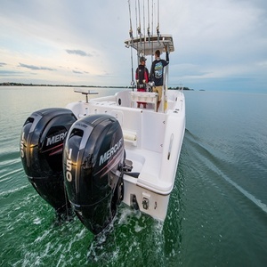มอเตอร์นอกเรือ150HP สี่จังหวะ Merc - Product Image 2