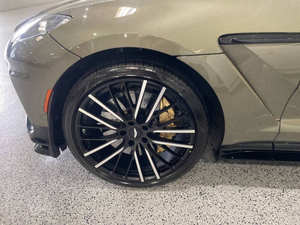 Construit confortable 2023 As-ton Mar-tin DBX 707 - Product Image 5