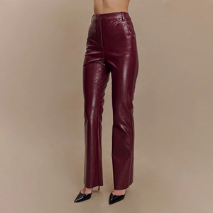 Pantalon en cuir pour femme, conception et logo personnalisés OEM, taille mi-haute, style streetwear pour l'hiver, devant plat, fabriqué au Pakistan 2026 - Product Image 4
