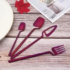 Ensemble de couverts rose poudré avec des poignées de style géométrique pour la salle à manger moderne, les hôtels, les restaurants et les fêtes en provenance d'Inde - Product Image 5