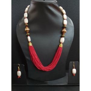 Collier de perles rouges artisanales serti de perles de style perles bijoux de mode ethniques avec boucles d'oreilles pour femmes pour mariage - Product Image 3