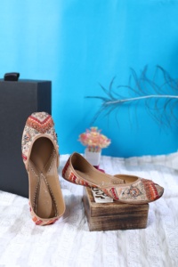 Accesorios de procesamiento de prendas de vestir de Venta caliente Jutti con cuentas nupciales Diseños impresionantes y ornamentados para mujeres disponibles en la exportación - Product Image 2