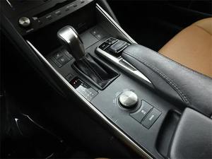 Lexus IS 300 2019, conduite à gauche - Product Image 6