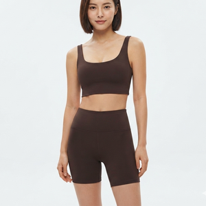 Soutien-gorge de sport OEM pour femme avec maintien moyen, dos croisé, rembourré, design uni, coussinets amovibles, respirant, pour le yoga et la course à pied - Product Image 6