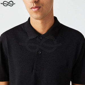 เสื้อยืดโปโลแขนสั้นโพลีเอสเตอร์คุณภาพสูงปักโลโก้แบบเรียบง่ายปุ่มว่างแบบลำลอง - Product Image 5