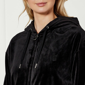 Ajuste moderno con capucha con cordón ajustable y amplio bolsillo tipo canguro - Product Image 4