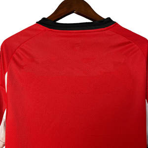 ชุดเสื้อฟุตบอลของผู้ชายแบบย้อนยุคเสื้อฝึกฟุตบอลสำหรับฤดูร้อนฤดูใบไม้ร่วงพร้อมกางเกงขาสั้นชุดเครื่องแบบทีมสโมสรออกแบบได้ตามต้องการชุดกีฬา - Product Image 2