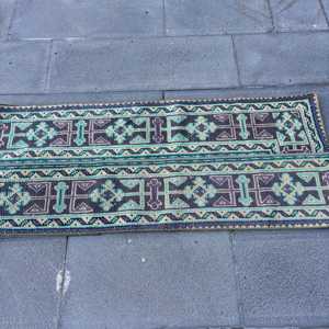 Alfombra Turca Vintage de 1.7x4.2 pies (53x129 cm), Alfombra de Lana Azul Ikat - Product Image 3