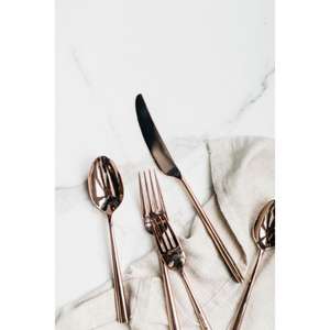 Juego de cubiertos de metal de acero inoxidable pulido de ultra alta calidad con un elegante diseño curvo para una cómoda experiencia de comedor en casa - Product Image 2