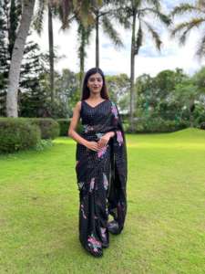 ชุดเดรสปากีสถานคุณภาพสูงดีไซน์ใหม่ล่าสุดสำหรับผู้ใหญ่ชุดเดรสผ้าจอร์กาทอส่าหรีสำหรับปาร์ตี้ - Product Image 4