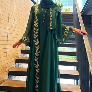 Abaya décontractée en rayonne brodée à la main ethnique modeste pour femmes taille XXL Kimono à capuche avec boutons -- - Product Image 1