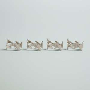 ห่วงรัดผ้าเช็ดปากทำจากสเตนเลสอันหรูหราที่มีดีไซน์คลาสสิกและตกแต่งอย่างดีและเหมาะสำหรับการเพิ่มความซับซ้อนให้กับโต๊ะของคุณ - Product Image 4