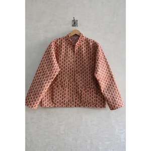 Veste matelassée florale en coton imprimé à la main, manches longues, chaude, décontractée, ethnique, vêtement d'extérieur d'hiver, écologique, réversible, boutonnée - Product Image 1